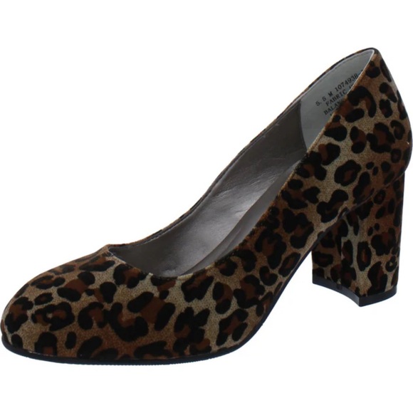 Array Leopard Print Block Heel Pumps Size 5 New in Box - Picture 1 of 11
